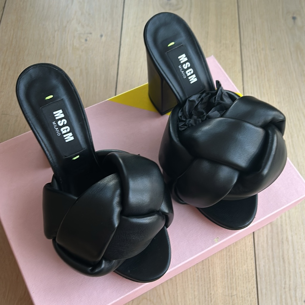 Bnib Never Worn Black Msgm Leather Mules